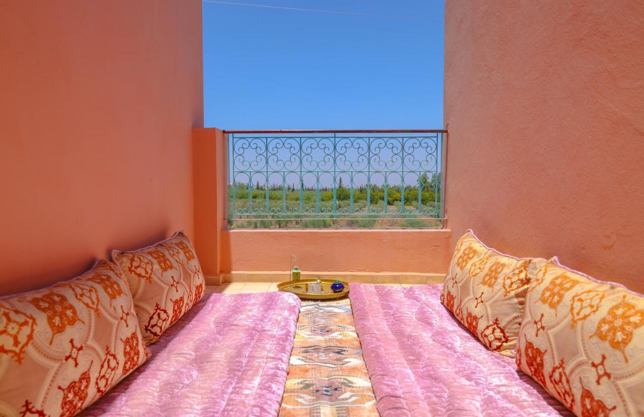 Tiguemine Sarah Hotel Douar Akkara Kültér fotó