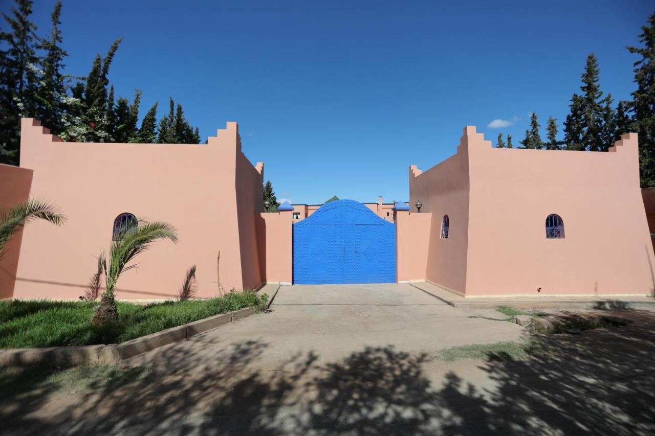 Tiguemine Sarah Hotel Douar Akkara Kültér fotó